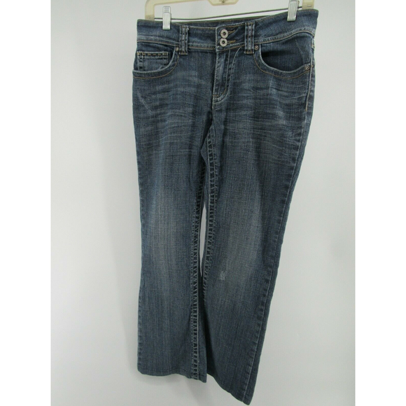 Cato Jeans relaxed fit bootcut leg Women's size 4 blue denim jeans Flap pockets - Picture 2 of 10